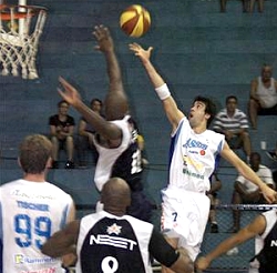 Equipe de Assis massacra Americana pelo Campeonato Paulista