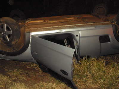 Motorista perde o controle de direção e capota na rodovia Assis/Paraguaçu
