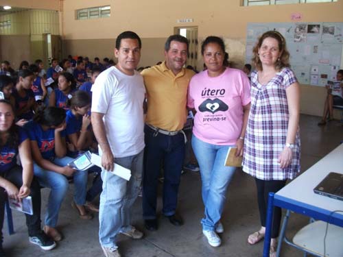 Alunos de Enfermagem da FEMA realizam palestra sobre DSTs e gestação na adolescência