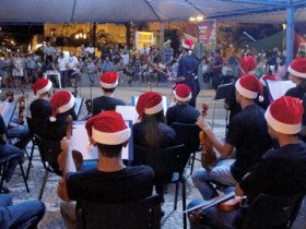 Primeira Semana na Casa do Papai Noel é movimentada e bom velhinho atende até dia 22 de dezembro