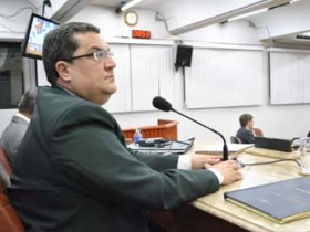 Sessão da câmara de Assis desta segunda-feira tem seis projetos na ordem do Dia