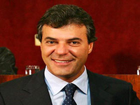 Beto Richa do PSDB é reeleito governador do PR