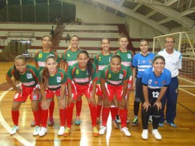 Time feminino perde e é eliminado da Copa TV TEM de Futsal