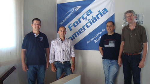 Sincomerciários de Assis firma parceria com a FATEC