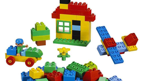 Setor de brinquedos aposta na tecnologia e na tradição