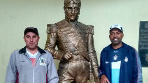 Técnico de futebol assisense ministra curso na Argentina