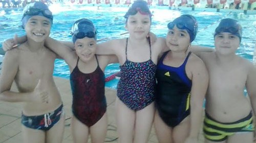 Natação paraguaçuense conquista 16 medalhas em Bauru