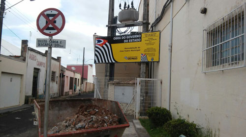 Reforma do Teatro Municipal de Paraguaçu segue com reformulação do espaço