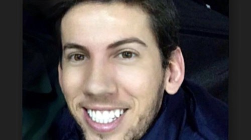 Corpo de cabeleireiro assassinado é sepultado em cemitério de Iepê