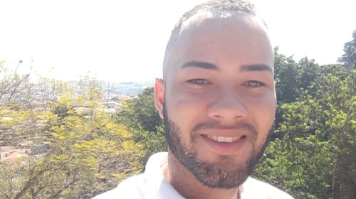 Paraguaçuense participa de campeonato regional com barbeiro do Neymar