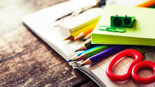 Como economizar na compra do material escolar