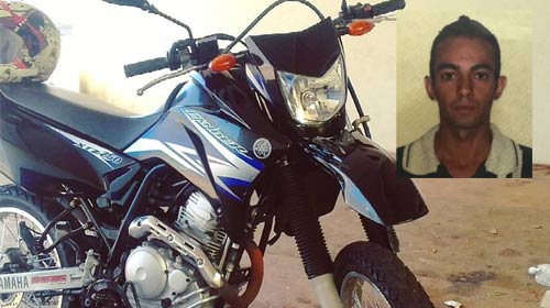 Motociclista bate em caminhão e morre em Assis