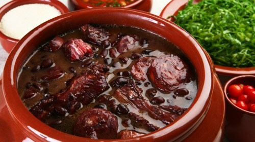 Casa da Menina promove feijoada na próxima semana