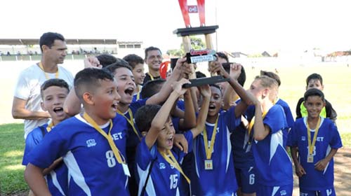 Equipe de Cândido Mota sub 11 é campeã do Campeonato Sub-Regional de Base