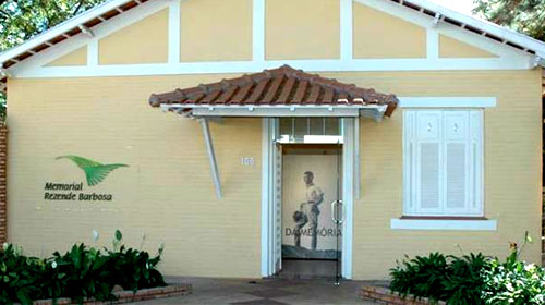 Exposição A Origem, do Memorial Rezende Barbosa, termina no dia 19 de julho