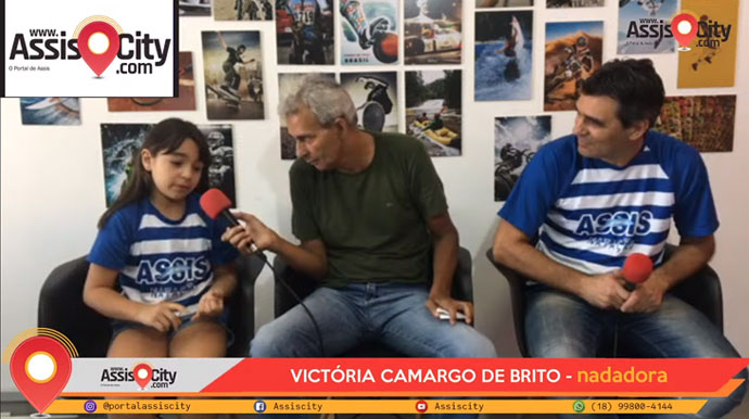 Nadadora de Assis se destaca em competições da região
