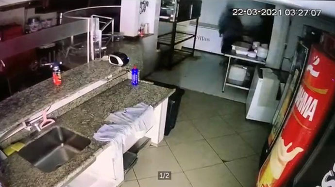Restaurante em Assis é assaltado na madrugada