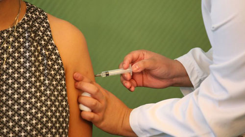 Faltosos da 2ª dose da vacinação contra COVID-19 podem se vacinar neste sábado
