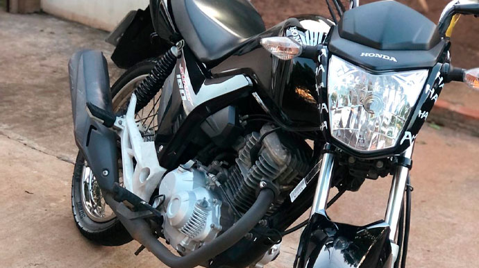 Moto é furtada na Avenida Dom Antônio em Assis