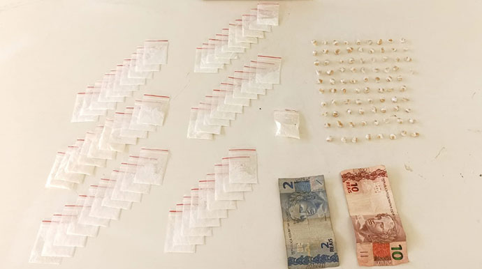Polícia Civil de Cândido Mota apreende adolescente por tráfico de drogas