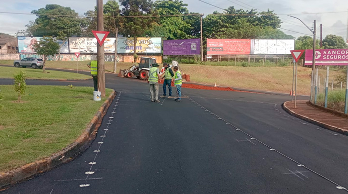 Departamento de Trânsito interdita parcialmente vias próximas a Nove de Julho para pintura