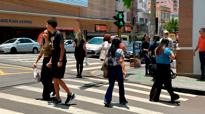 ACIA divulga calendário mensal do comércio de Assis para janeiro