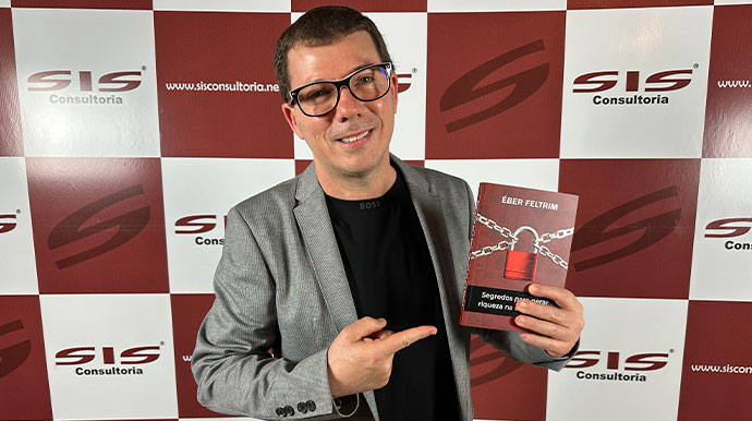 Éber Feltrim lança livro “Segredos para gerar riqueza na sua clínica” em noite de autógrafos