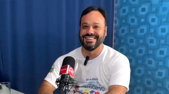 Prefeito Freddie durante entrevista da série "100 dias de Governo" - FOTO: Portal AssisCity