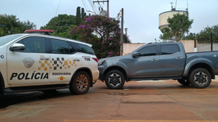 Veículo havia sido furtado em São Paulo - FOTO: Polícia Militar Rodoviária