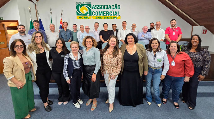 ACIA visita ACISC em São Carlos para intercâmbio de experiências