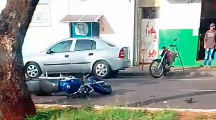 Motociclista morre após batida contra carro na Av. Paschoal Santilli Acidente foi na Av. Paschoal Santilli - FOTO: Portal AssisCity