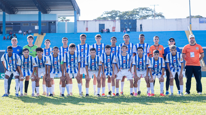 Sub-15 do Assisense vence o Linense no Tonicão e segue firme na vice-liderança do Paulista Time segue da vice-liderança do grupo - FOTO: Paulo H Dias