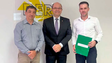 Prefeito e vice se reuniram pela 4ª vez com o DER/SP - FOTO: Divulgação