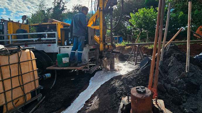 Prefeitura de Palmital ativa novo poço tubular e amplia abastecimento de água para toda a cidade