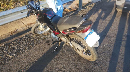 Motociclista precisou ser encaminhado para um hospital em Marília - FOTO: Artesp/Divulgação