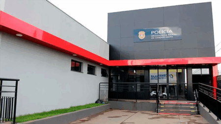Após descumprir medida protetiva e insistir em contato com a vítima, homem é preso em Cândido Mota Delegacia de Polícia de Cândido Mota - FOTO: Divulgação/Arquivo