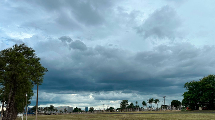Assis está sob alerta amarelo de chuvas intensas, aponta INMET Assis sob alerta amarelo do INMET - FOTO: Portal AssisCity