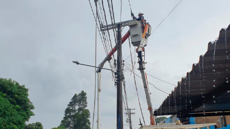 Com mais de 14 mil raios na região, equipes da Energisa atuam em ocorrências provocadas pelo tempo chuvoso