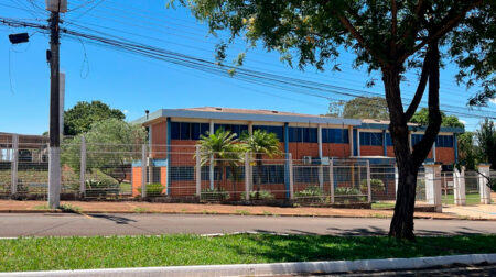 Prédio do antigo IEDA em Assis é alvo de polêmicas - FOTO: Portal AssisCity/Arquivo