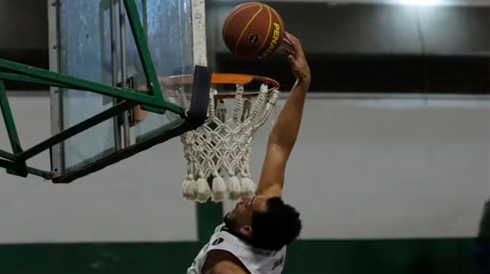 Basquete Assis é eliminado pelo Santos na semifinal do Paulista após derrota por 1 ponto Foto: Fabien Domingues/Divulgação Basquete Santos