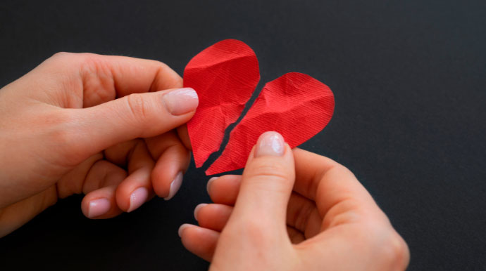 Cada caso envolve uma história, sentimentos e contextos diferentes, o que exige reflexão e diálogo antes de qualquer decisão, afirmam pesquisadores. Foto: Freepik