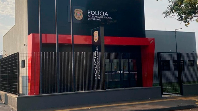 Homem é preso em flagrante após furtar fios elétricos e luminária do CCI de Tarumã FOTO: Polícia Civil/Divulgação
