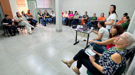 Encontro reuniu representantes das secretarias municipais. Foto: Divulgação
