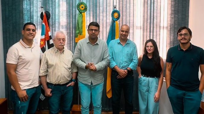 O prefeito Paulo Eduardo da Silva convida a população de Maracaí para a apresentação gratuita da ópera “Elixir e Seus Amores”. Foto: Prefeitura de Maracaí
