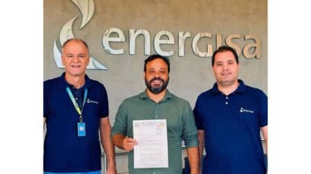 Prefeito levou preocupações de moradores e empresários sobre falhas no fornecimento de energia. Foto: Prefeitura de Pedrinhas