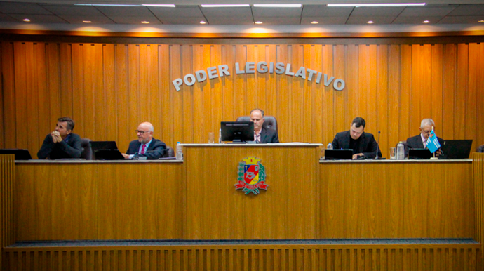 Câmara muda redação do projeto e aprova por unanimidade home office para caso específico; veja como ficou Violência contra pessoas idosas e carteira de identificação de pessoa com fibromialgia estão na pauta do Legislativo - FOTO: TV Câmara