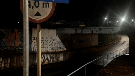 Túnel está com a sinalização precária e sem iluminação adequada - FOTO: Câmara Municipal/Divulgação