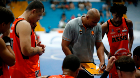 Basquete Assis é um dos primeriros colocados na competição estadual - FOTO: Divulgação
