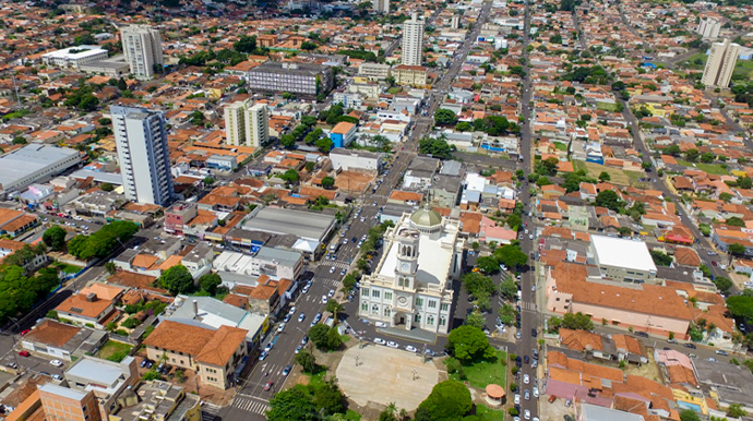 Assis cai 27 posições no IPS Brasil 2026 e perde espaço para cidades da região em ranking de qualidade de vida Vista área da cidade de Assis - FOTO: Arquivo