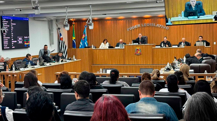 Após meses de mobilização, Câmara aprova gratificação de 33% para ADIs e reclassifica cargos de servidores municipais Projeto foi aprovado nesta segunda-feira, dia 15 - FOTO: TV Câmara